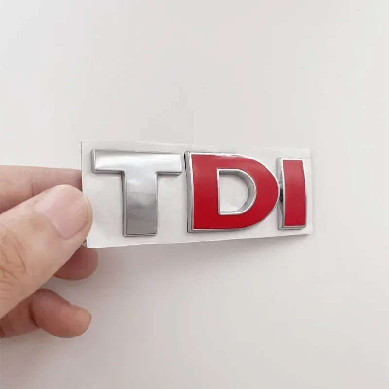 رسائل معدنية ثلاثية الأبعاد لملصقات السيارات TDI رسائل VW Golf 4 5 6 7 JETTA PASSAT MK2 MK4 MK5 MK6 MK7 TDI شعار شارة الشعار الملحقات