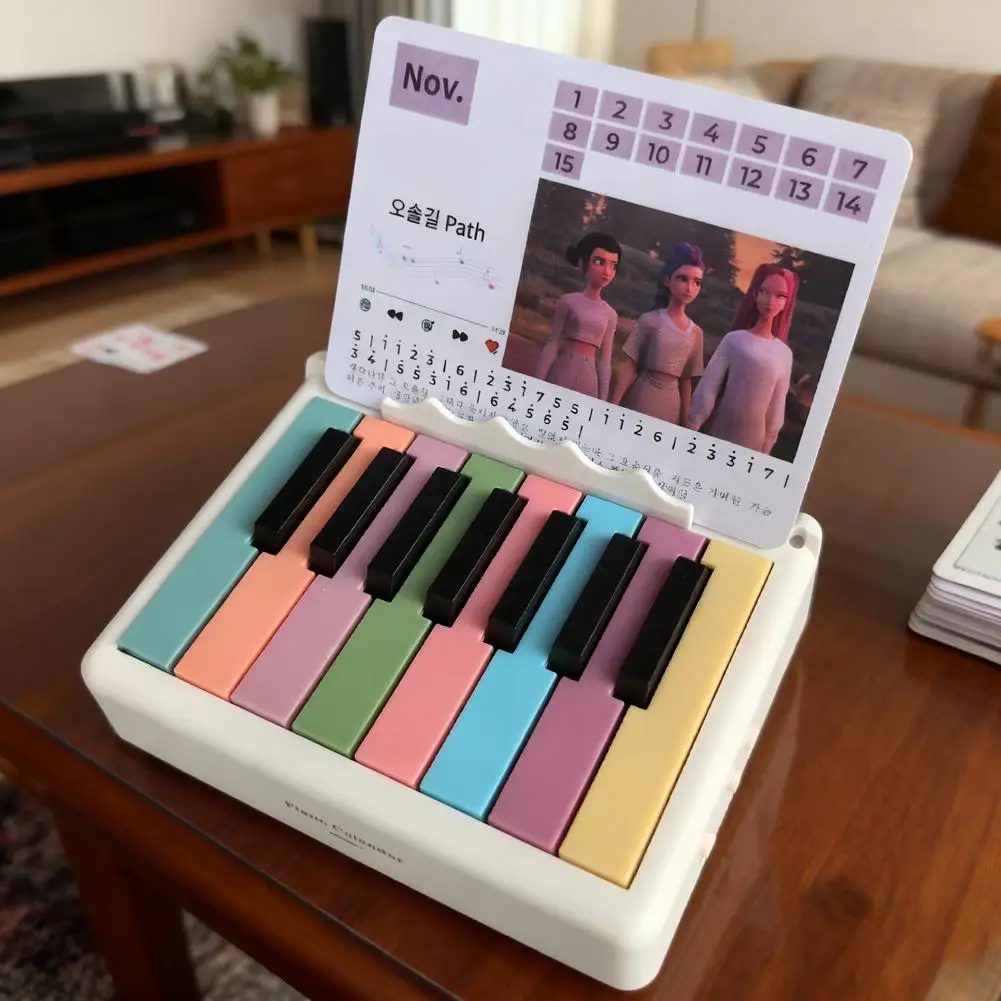 Calendario da tavolo per pianoforte giocabile per calendario dell'Avvento musicale a tema Witch Hunter Girl Group, regalo popolare di Natale e Capodanno