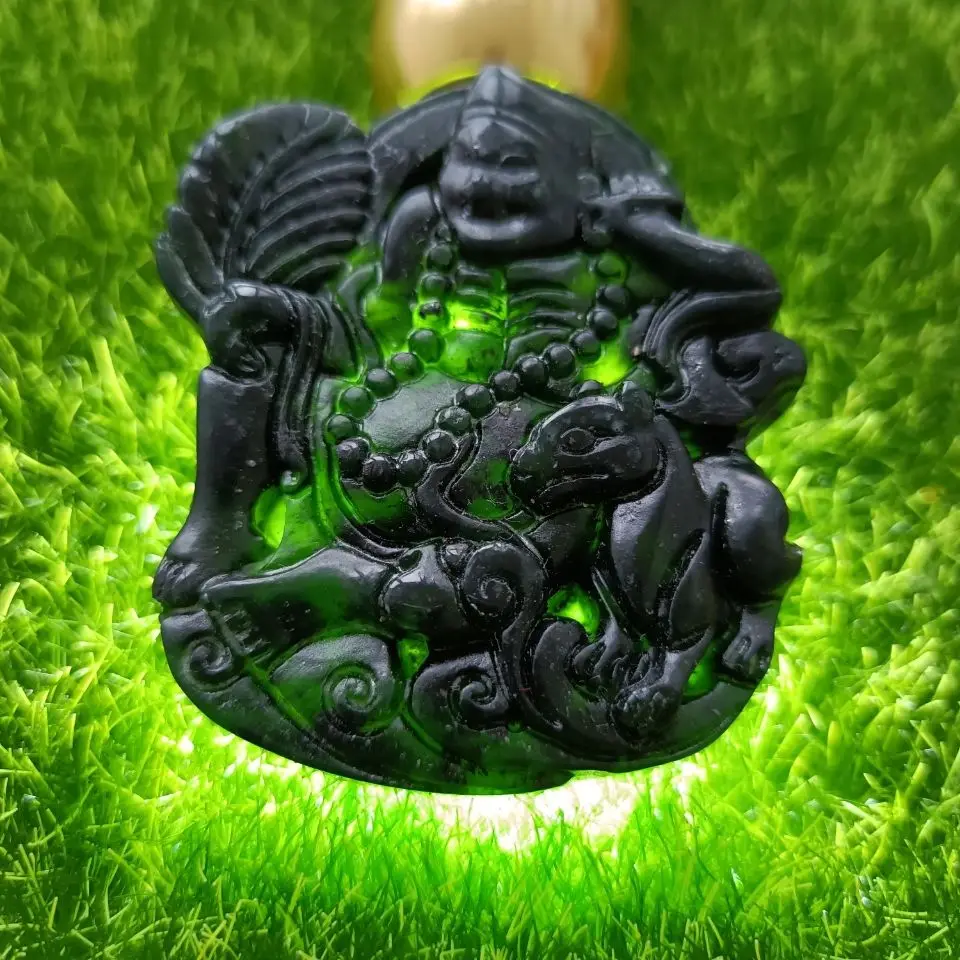 

Natural Tibetan Jade Medicine Wang Shi Living Buddha Jigong Pendant for Men and Women To Protect Their Health and Keep Them Safe