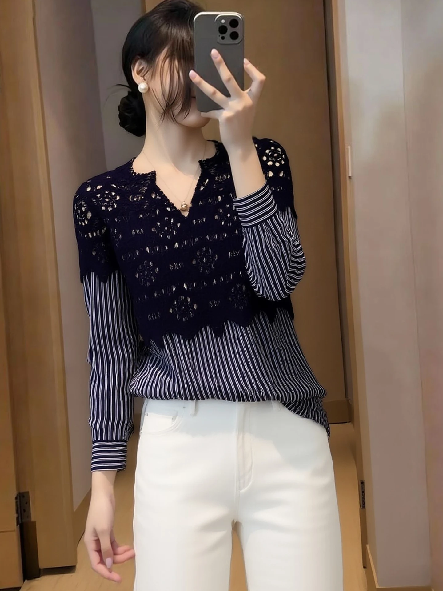 

Unique Lace Patchwork Oversized Shoulder Shirt Korean Style Commute Fashion Spring 2026 Turtleneck Long Sleeve Striped Women'...