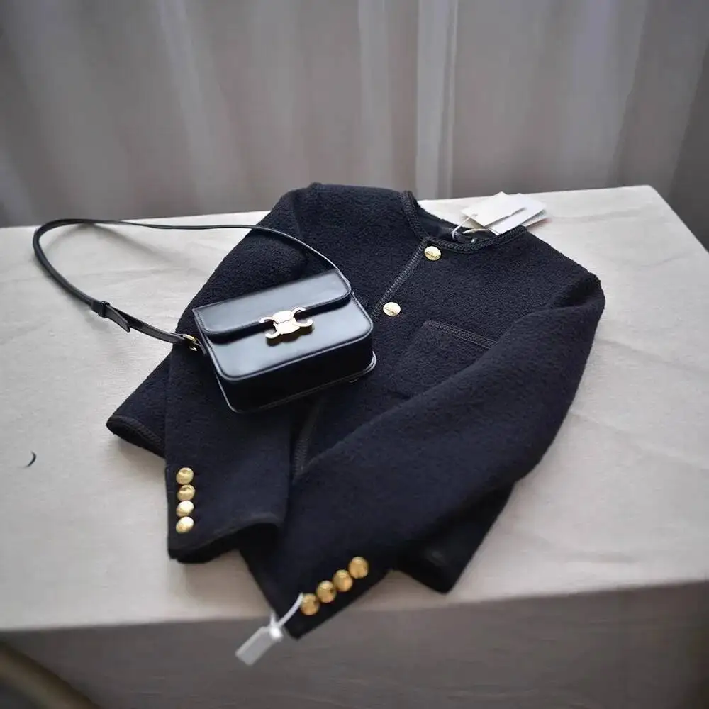 

Black Short Quilted Jacket Women's Autumn Winter Fashion Elegant Lady Small Size Thickened Woolen Knitwear Round Neck Full