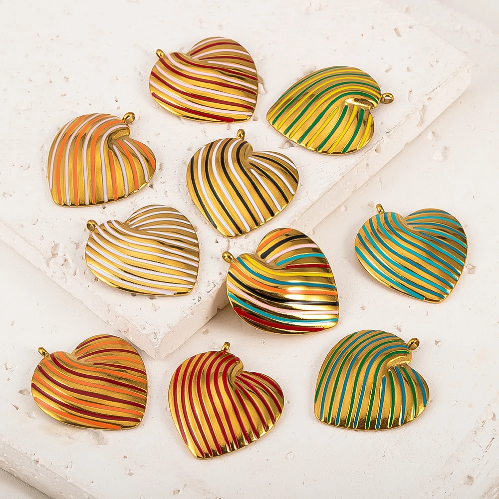 

1/2pcs Enamel Color Striped Stainless Steel Heart-shaped Oil Drip Pendants Color-retaining for DIY Necklace Jewelry Accessories
