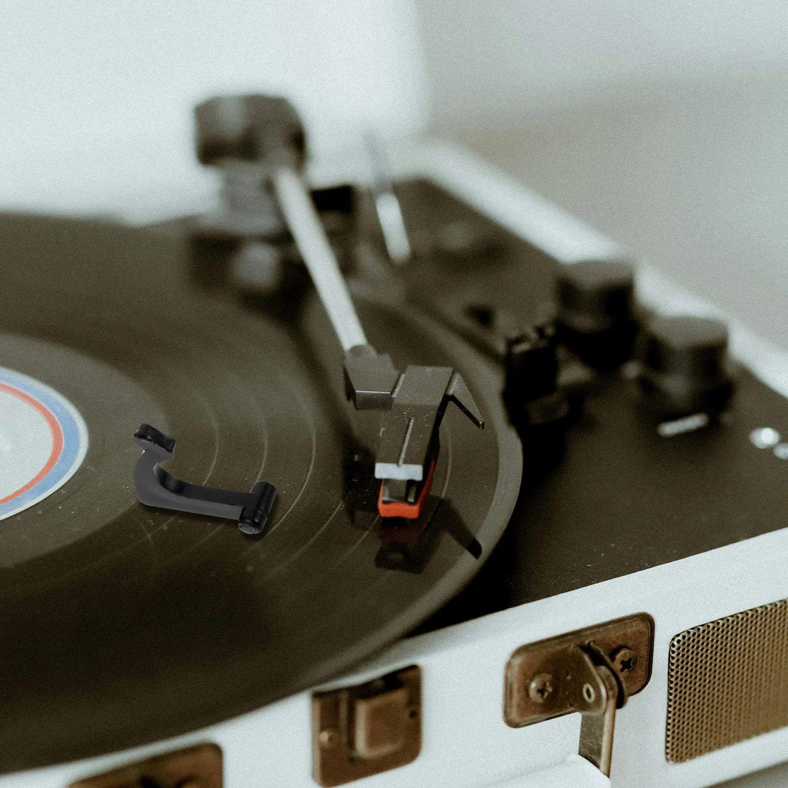 

4Pcs Turntable Mount Iron Record Player Buckle Easy Install Durable Longevity Vinyl Record Player Supplies Turntable Mount