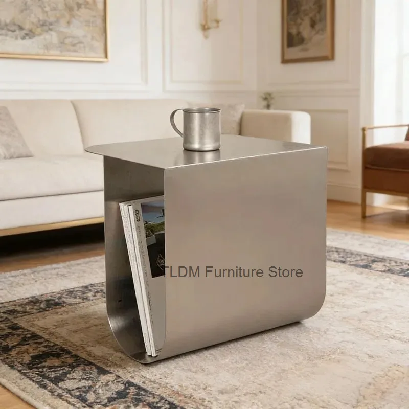Nordic Curved Integrated Metal Side Table，Built-in Magazine Storage Slot Minimalist Modern Living Room Accent End Table