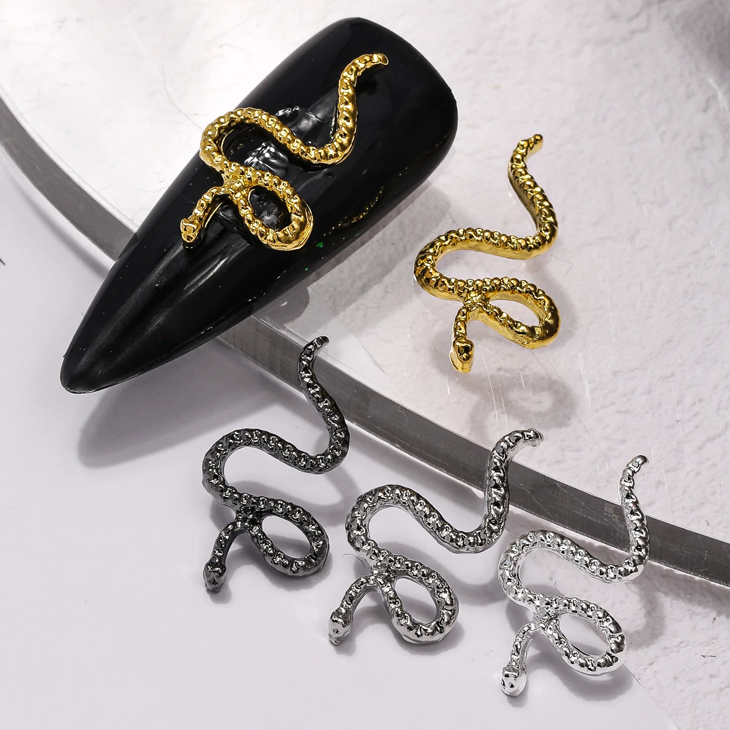 10pcs Snake Metal 3D Charm Nail Art Decorations Gold Silver Snake Pattern For Nails Punk 2025 New Nails Accessories DIY Supplies