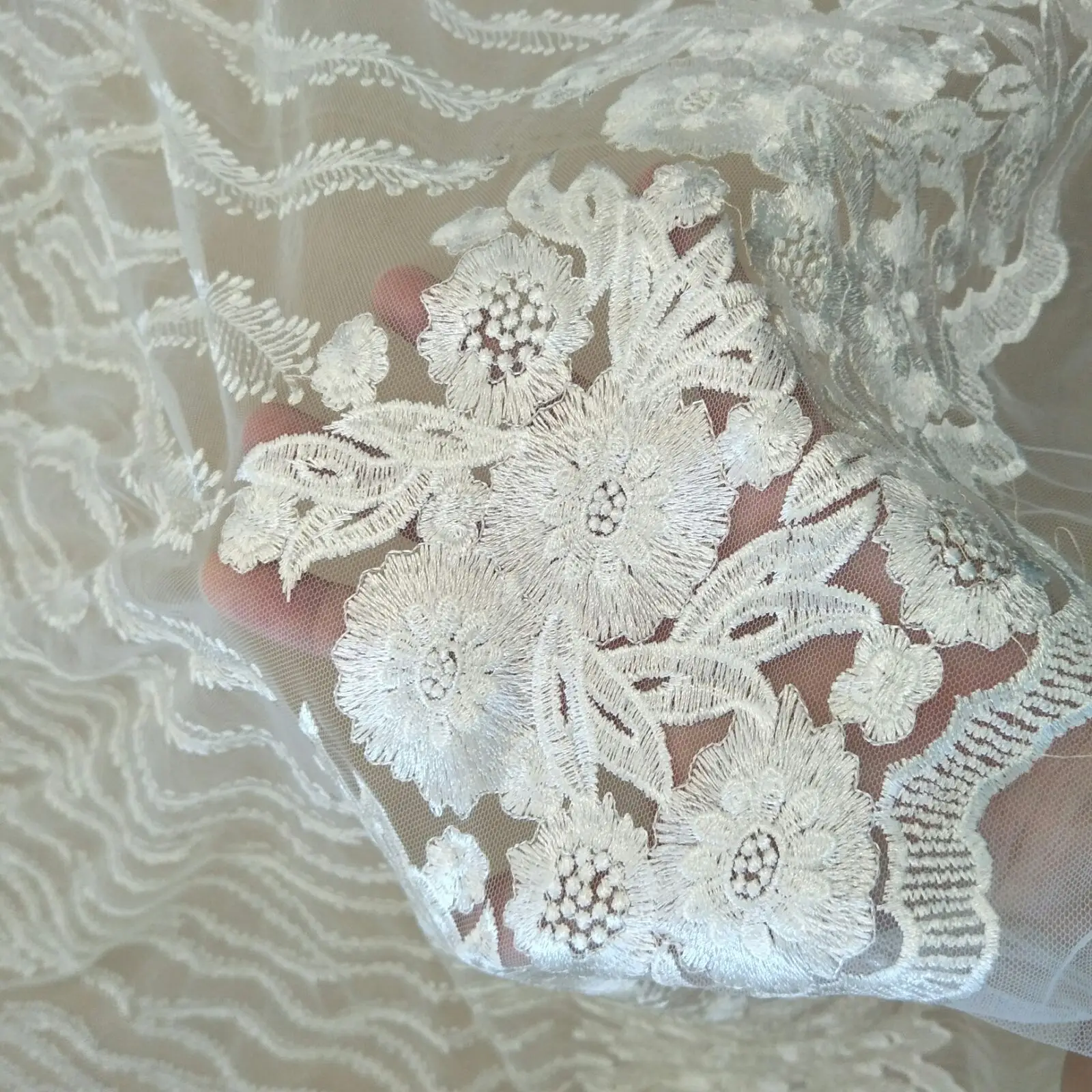 Robe de mariée en dentelle ivoire, tissu de 130cm de largeur, vente au mètre