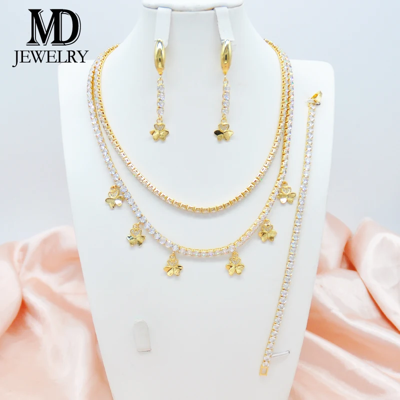 

Fashion ladies beaded and diamond clover design necklace earrings and bracelets gold wedding jewelry party birthday gifts