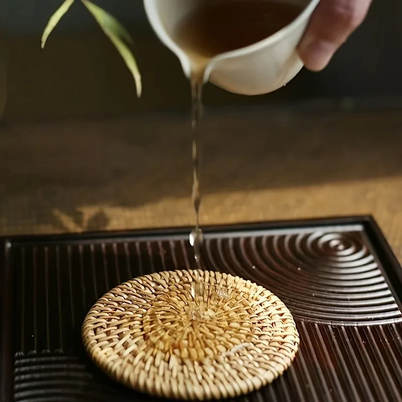 1/6pcs Handcrafted Rattan Coaster - Autumn Vine Design, Heat-Resistant Pot Mat for Kitchen & Dining, Wooden Tea Accessory