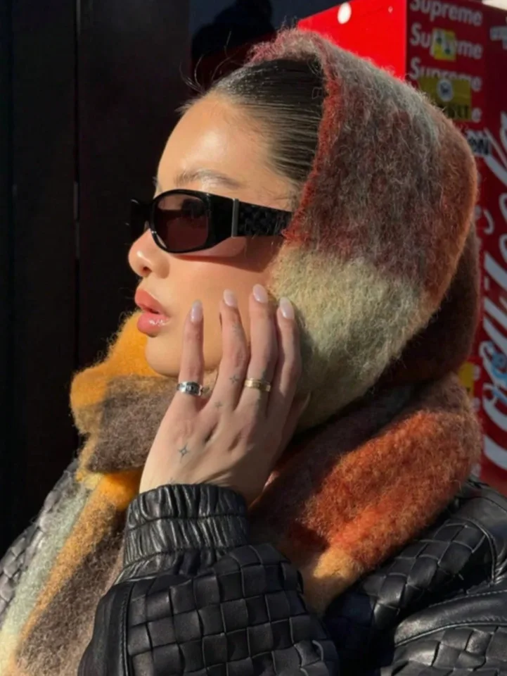 2026 Winter Thick Warm Scarf Women Cashmere Shawl and Wraps Pashmina Neckerchief Bufanda Female Rainbow Hairy Tessel Echarpe New, image 6