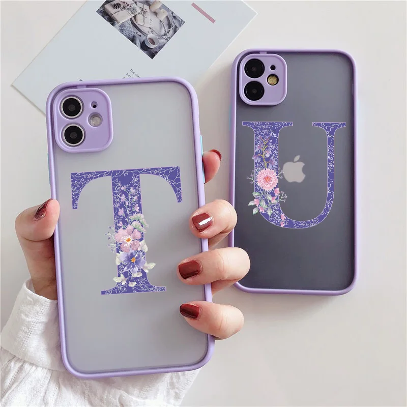 Custodia per telefono con lettera iniziale per iPhone 14 13 12 mini 11 15 Pro X XR XS 7 8 Plus Cover posteriore rigida antiurto con fiore viola retrò