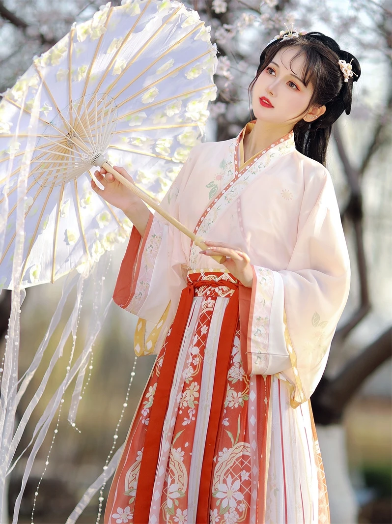 تنورة نسائية أصلية وأصلية من Wei و Jin Dynasty Hanfu على الطراز الصيني بياقة متقاطعة بطول الخصر ، تنورة يومية قديمة جديدة