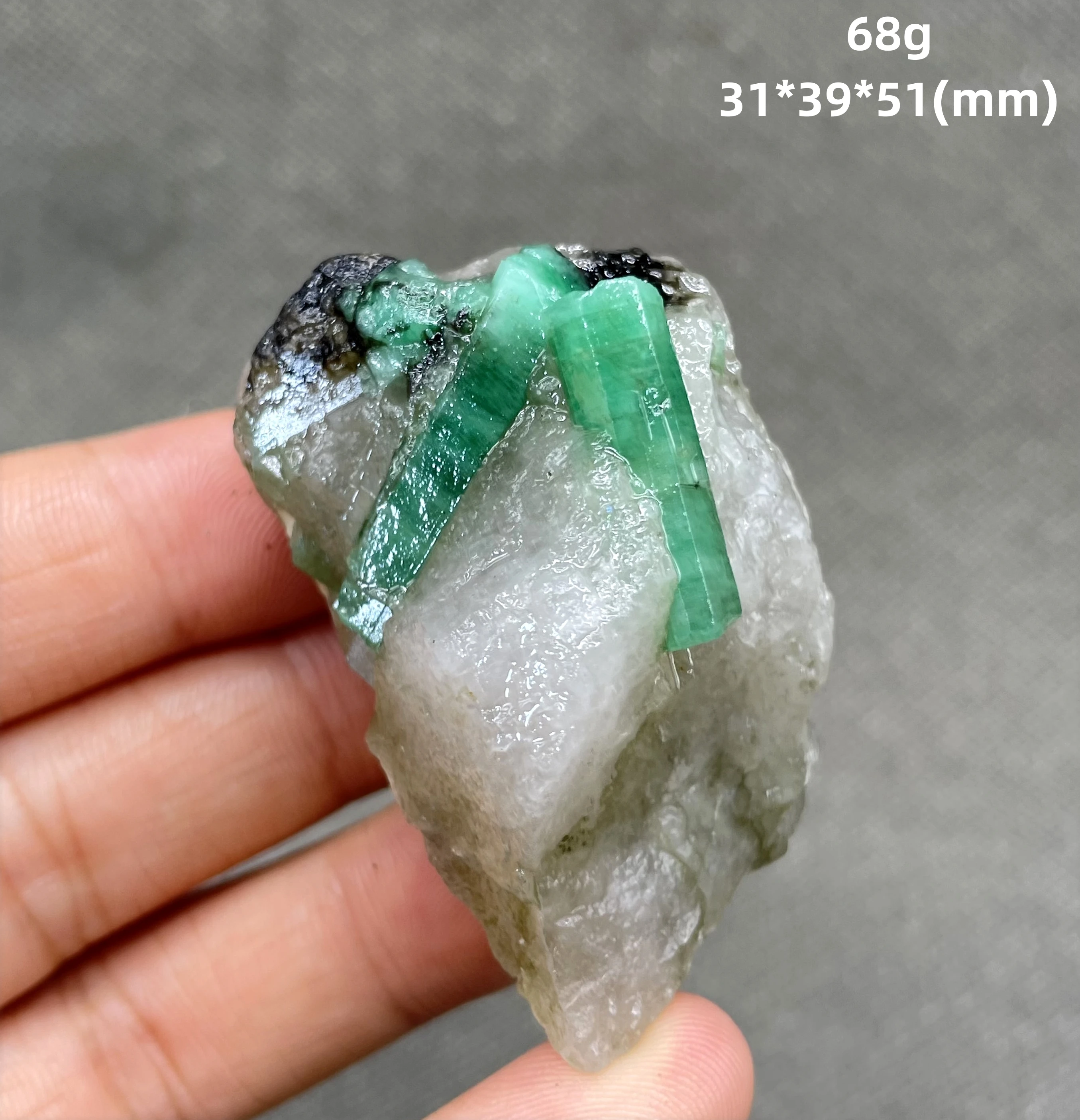 

New varie! 100% Natural Brazil green emerald mineral gem-grade crystal specimens stones and crystals