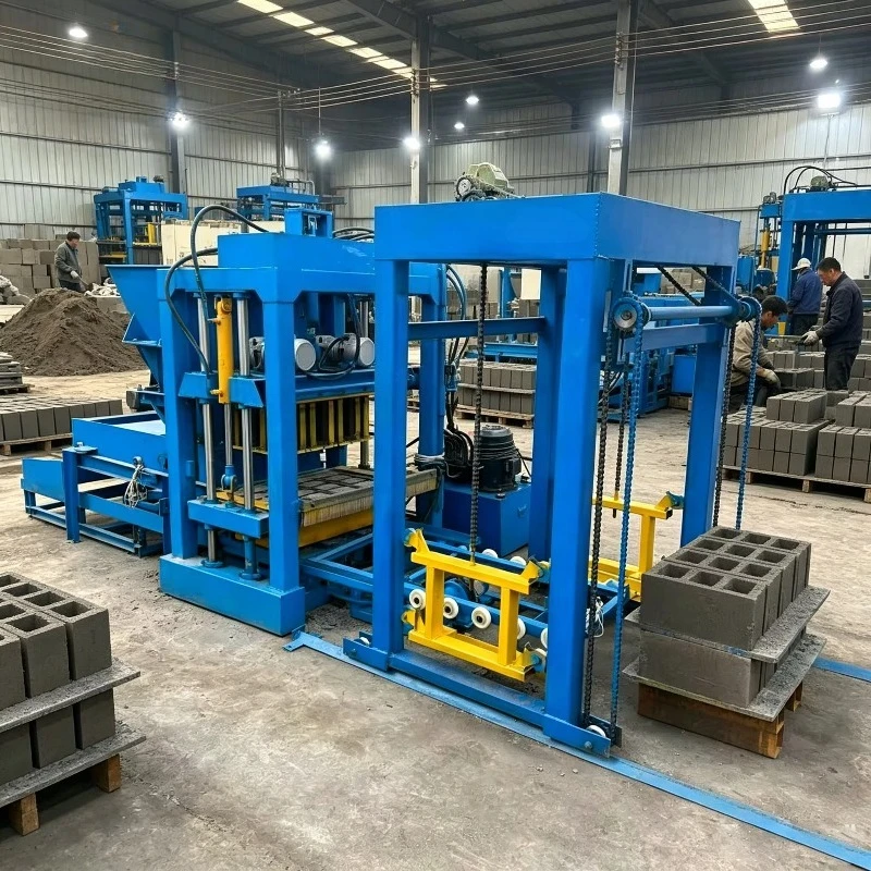 Compact Concrete Brick Making Machine Smal Footprint Hydraulic Vibration Block Maker For Limited Space Brick Production Workshop