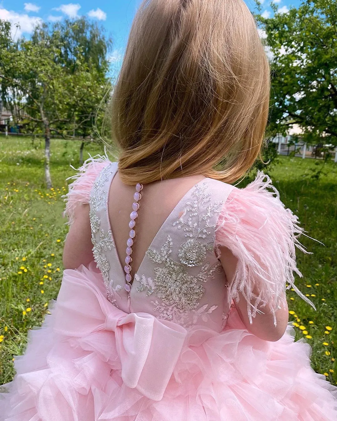 New Pink Baby Girl Birthday Dress with Big Bow Beaded Feather Sleeves Infant Lolita Baptism Gown Flower Girl Dress Big Bow