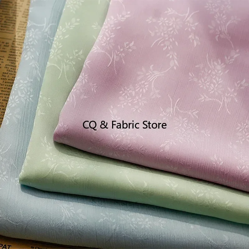 

Маленькая жаккардовая пряжа с цветочным принтом, гладкая креповая ткань для классической одежды, от метров