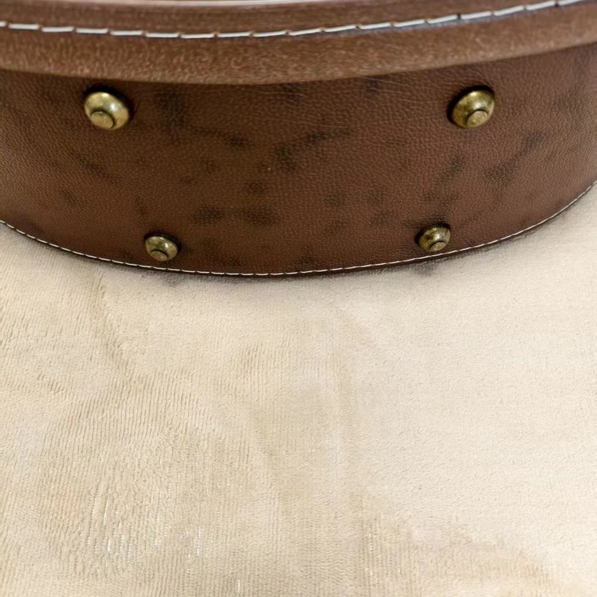 41 Inch Acoustic Guitar Hard Case Brown PU Leather Red Plush Lining for Gib Style Hummingbird Dove Songwriter