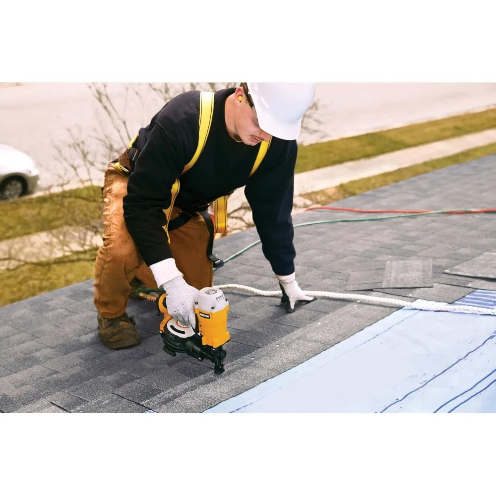 Clavadora neumática para techos en espiral de 15 grados de BOSTITCH, modelo BRN175A