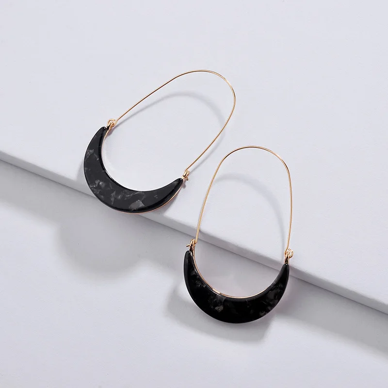 Laser Cut Resin Acrylic Leopard Crescent Moon Hoop Earrings for Women Classic Design Anthropology Jewelry