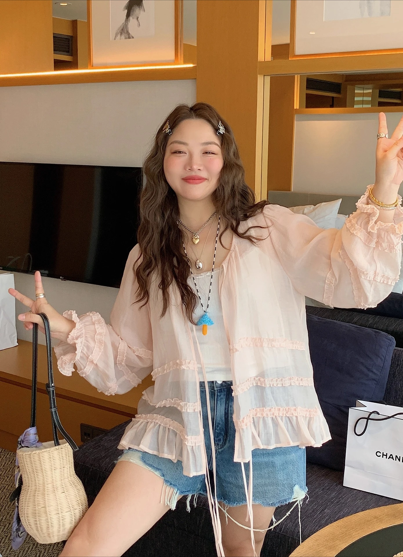 대형 스위트 프릴 얇은 여성 긴 소매 선 스크린 셔츠 여름 v 넥 레이스 업 느슨한 다목적 연령 감소 한국 탑