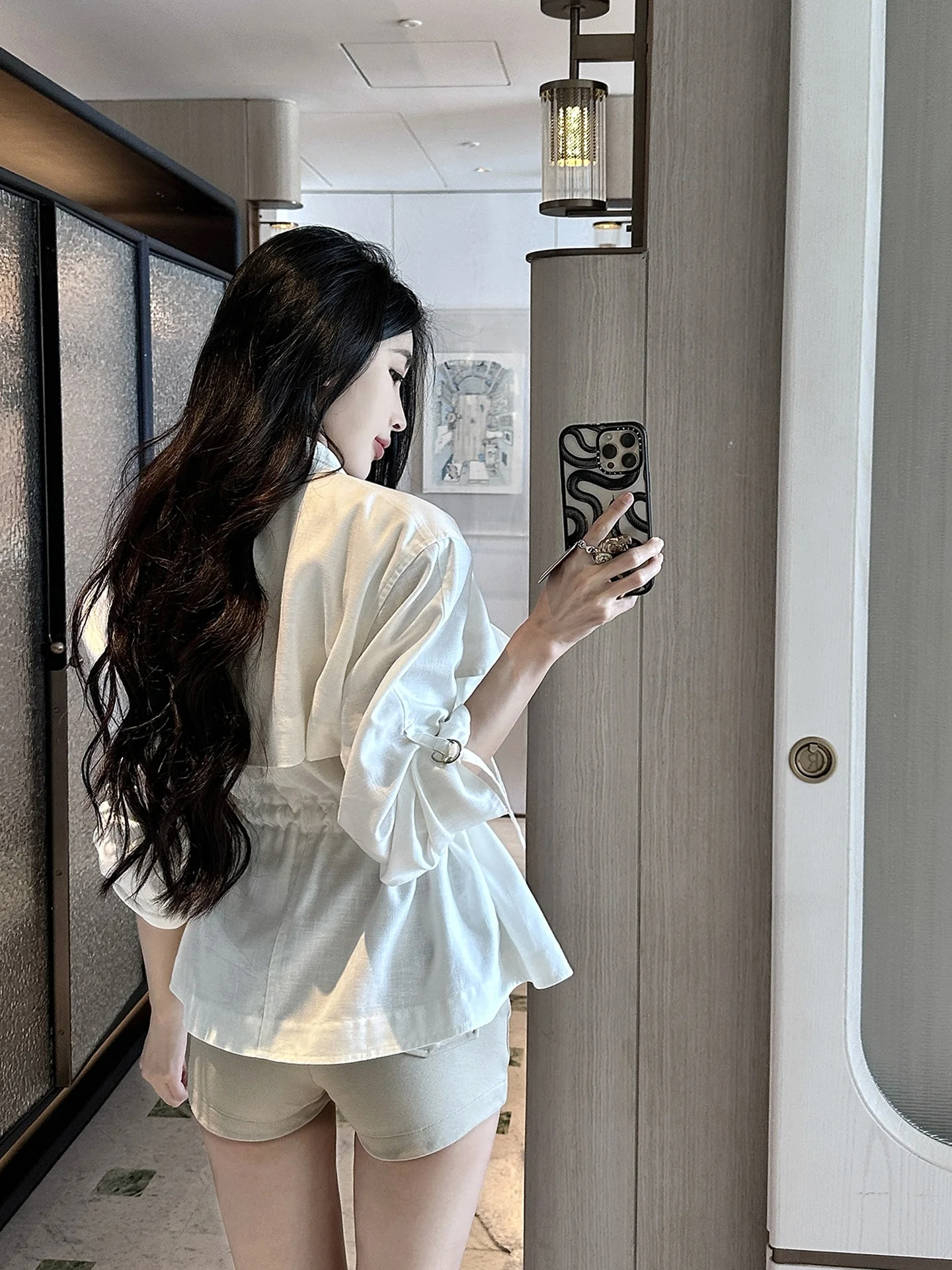 

Женская верхняя одежда Regular Fit Long Sve Faion с воротником-стойкой и воротником-стойкой на талии от He Chenxi