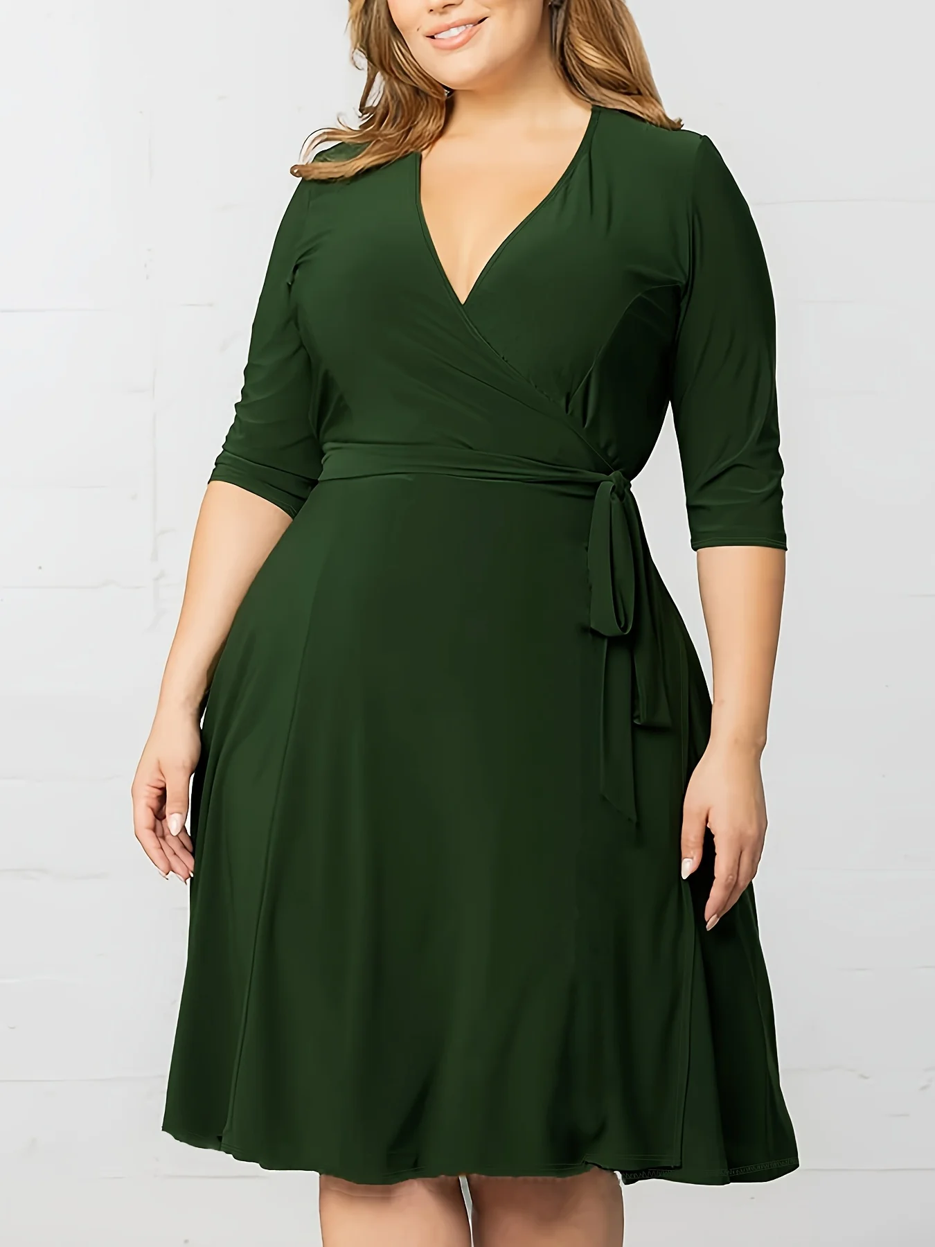 Vestido de talla grande para mujer, color sólido, informal, cómodo, cuello redondo, manga corta, ajuste fluido, uso diario