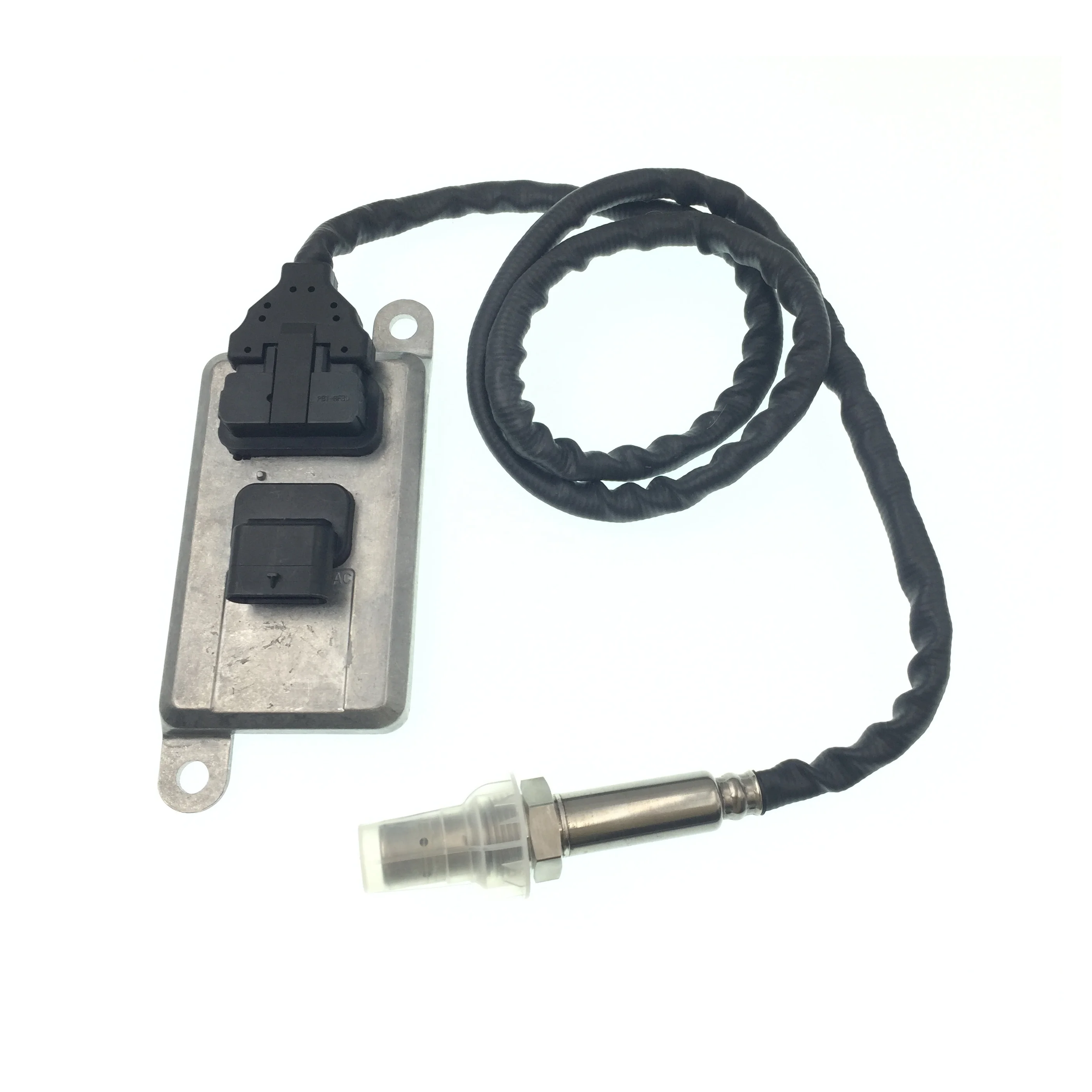 

Hot Sale Genuine High Quality Nitrogen Oxide (NOx) Sensor 5WK96733B 5801754016 New Condition