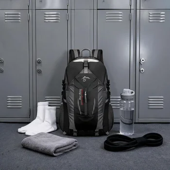 25L Minimalist Travel Backpack 1
