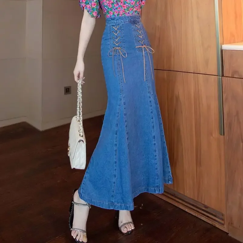 

Woman Denim Skirt Maxi Long Chic and Elegant Korean Fashion Modest Clothing Trend 2025 V Cheap High Waist Jeans Skirts for Women