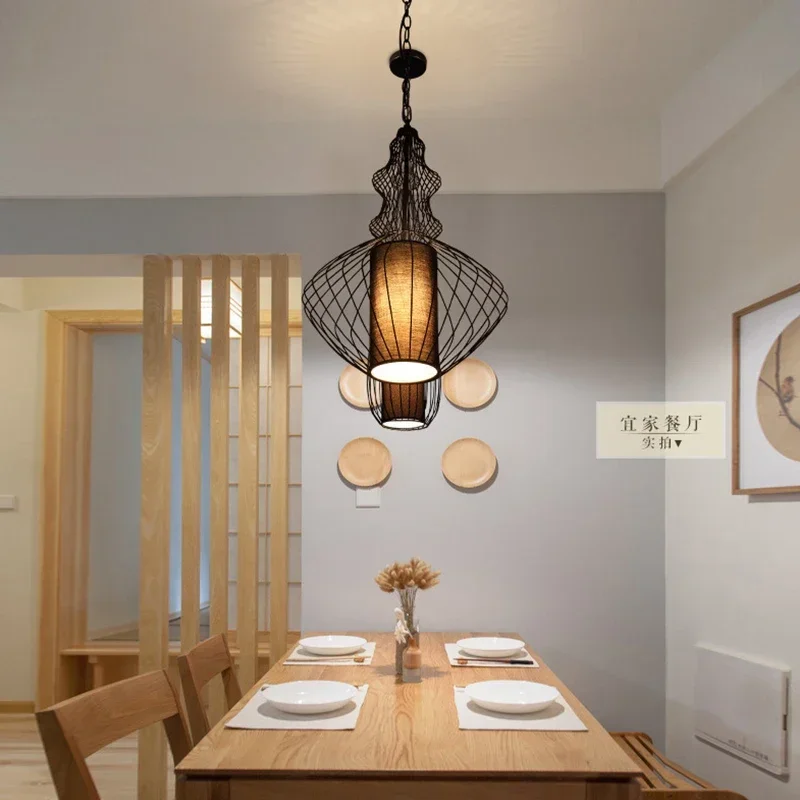 Lampe LED suspendue en forme d'oiseau, luminaire décoratif d'intérieur, idéal pour un salon de thé, un restaurant ou une table basse