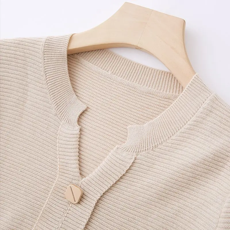 2023 Autumn Winter New Solid Color Fashion V-neck Sweater Women High Street Casual Loose Button Korean Style All-match Pullovers