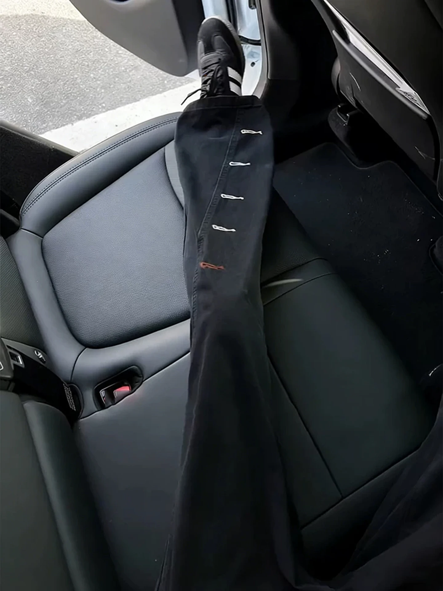 

Bla Slanted Cut Embroidered Jeans Men's Winter American High Street Vibe Straight Leg Slim Fit Knife Flared Pants