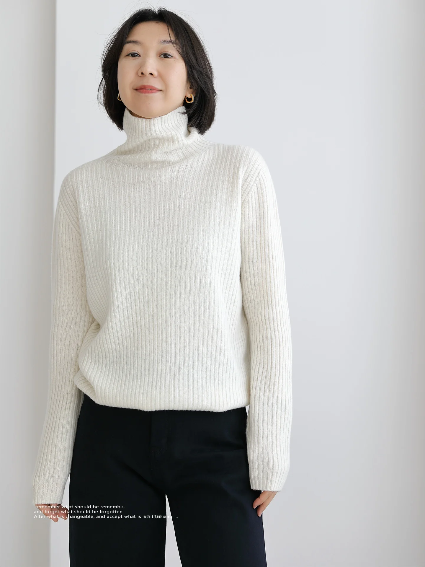 

Теплый шерстяной свитер с высоким воротником Camere Tee-Inch Time 4833: Универсальный, уютный, женский трикотаж для коррекции фигуры