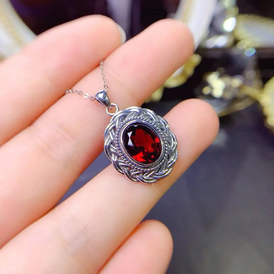 

KJJEAXCMY New Jewelry Natural Women's Garnet Pendant 925 silver inlay Colorful and splendid Crystal pure fire flash explosion