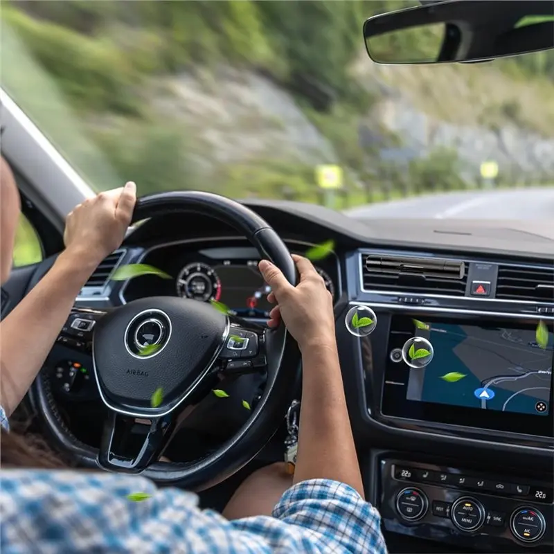 Deodorante per ambienti con 15 bastoncini di ricarica, clip di sfiato per diffusori di oli essenziali per auto da 2 pezzi per autoveicoli, diffusore di profumo di aromi