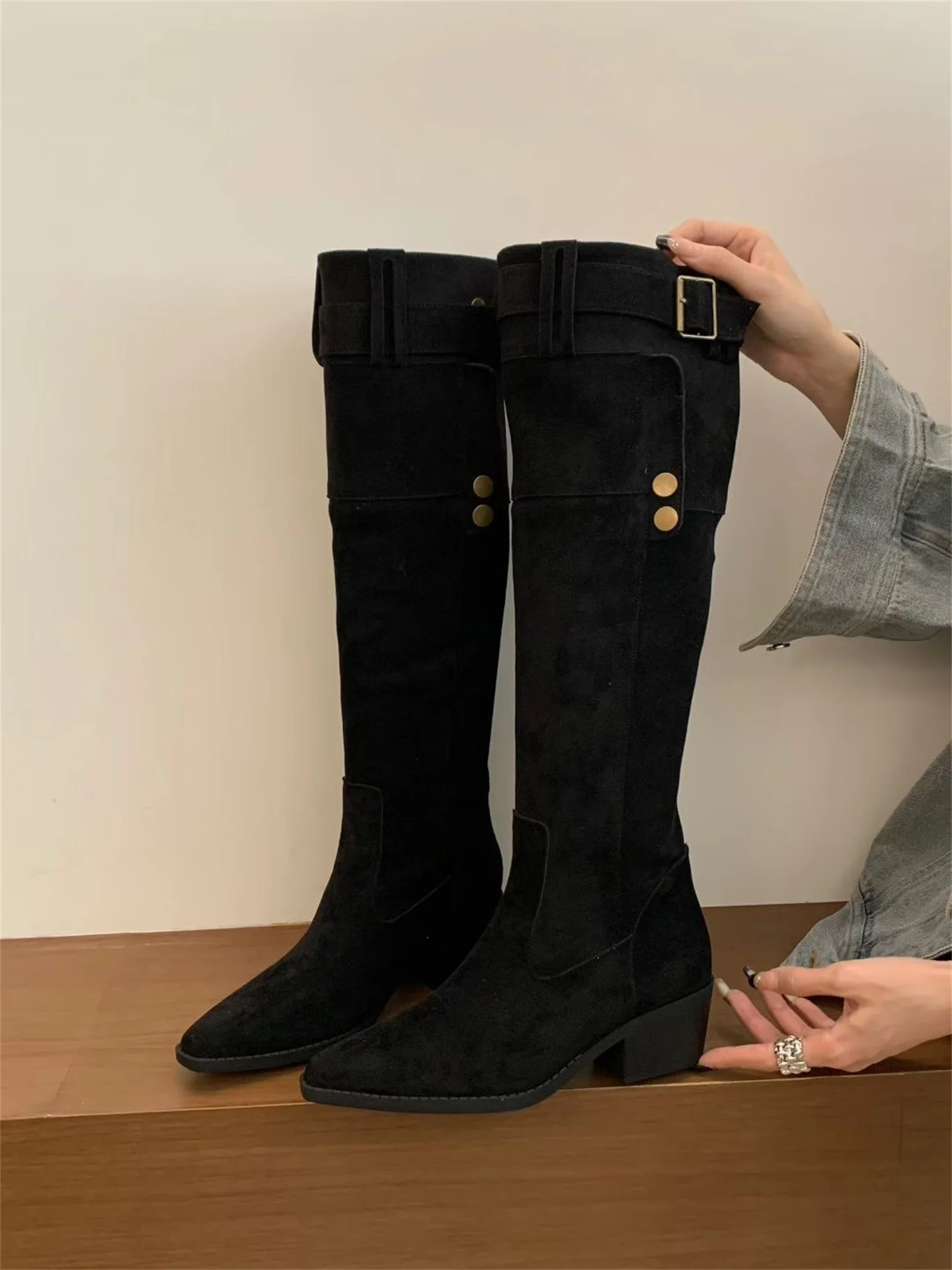 

Women's Winter New Designer Belt Buckle Ladies Knee High Boots Fashion Pointed Toe Square Heels Long Booties Largas Mujer