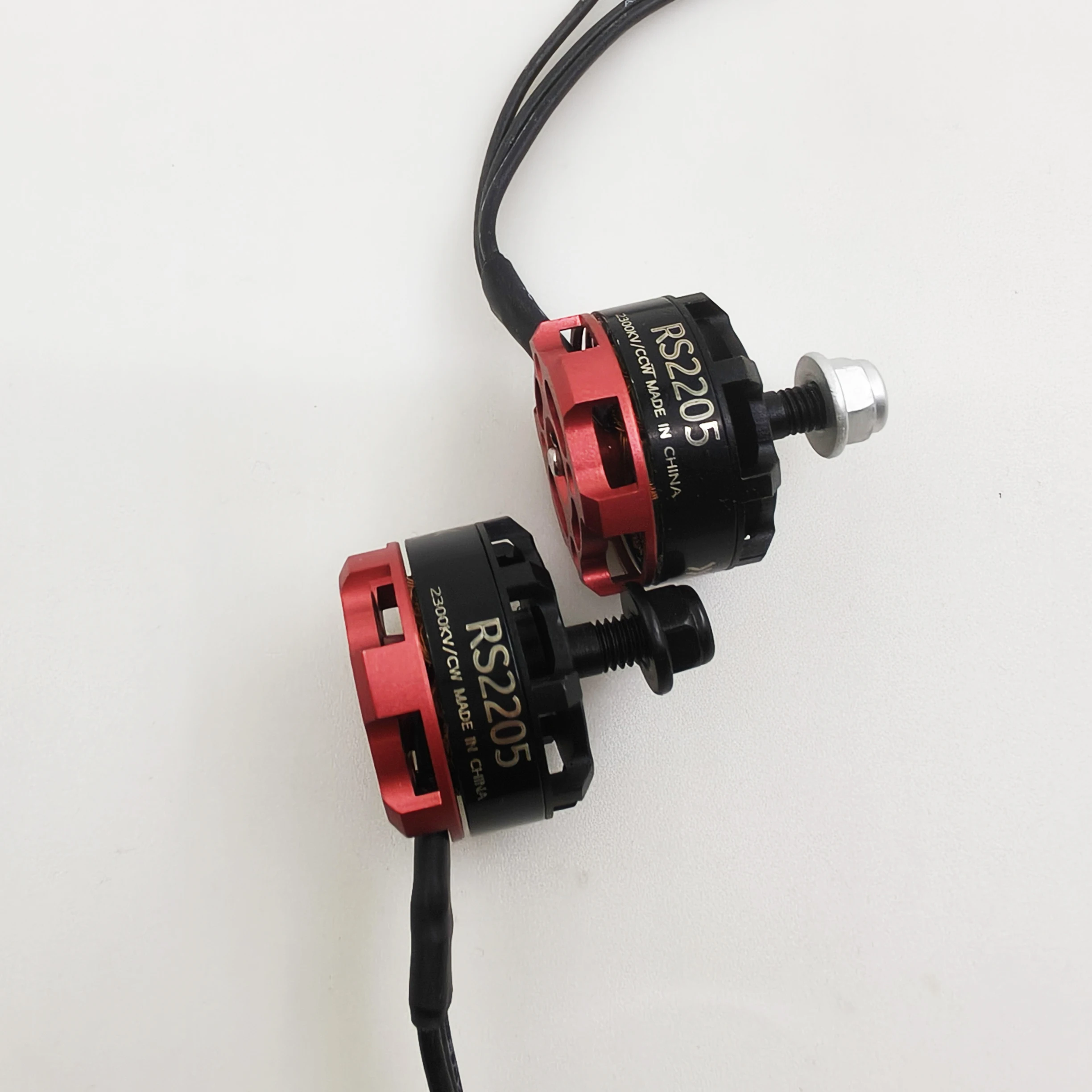 1 шт. бесщеточный двигатель RS2205 2300KV CW/CCW модель самолета четырехосевой 5-дюймовый для 2-6s 20A/30A/40A FPV гоночный квадрокоптер ESC Drone 1 шт. бесщеточный двигатель RS2205 2300KV CW/CCW модель самолета четырехосевой 5-дюймовый для 2-6s 20A/30A/40A FPV гоночный квадрокоптер ESC Drone