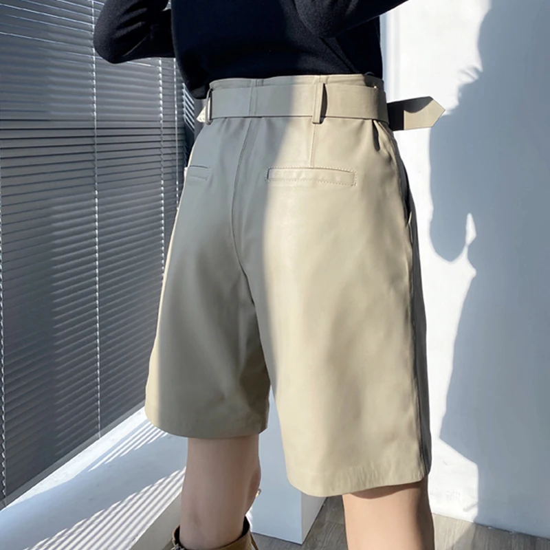 봄 100% 양가죽 버뮤다 반바지 여성용 스트레이트 웨이스트 리얼 가죽 캐주얼 팬츠 벨트 포함 시크 여성 의류