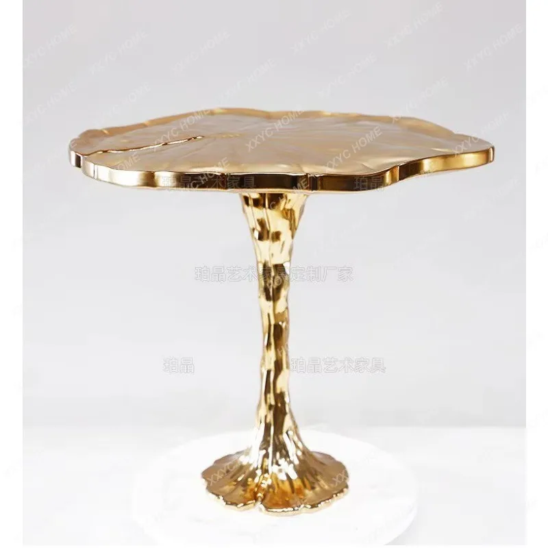 HH Living Room Creative Cloud Coffee Table Electroplated FRP Flower Irregular Side Table Coffee Table Customization