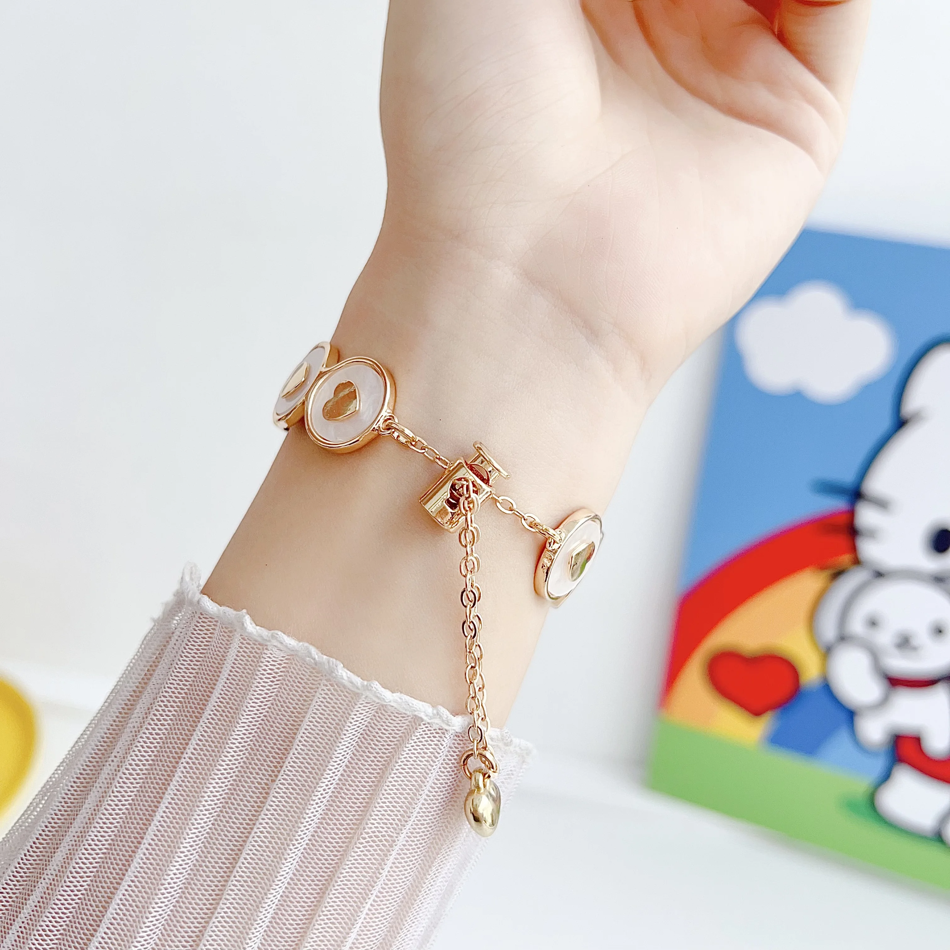 Metalowy pasek do paska do zegarka Apple trójwymiarowy łańcuszek do bransoletki miłosnej z Iwatch9876SE Ultra40 41 44 45mm damski rozciągliwy nadgarstek