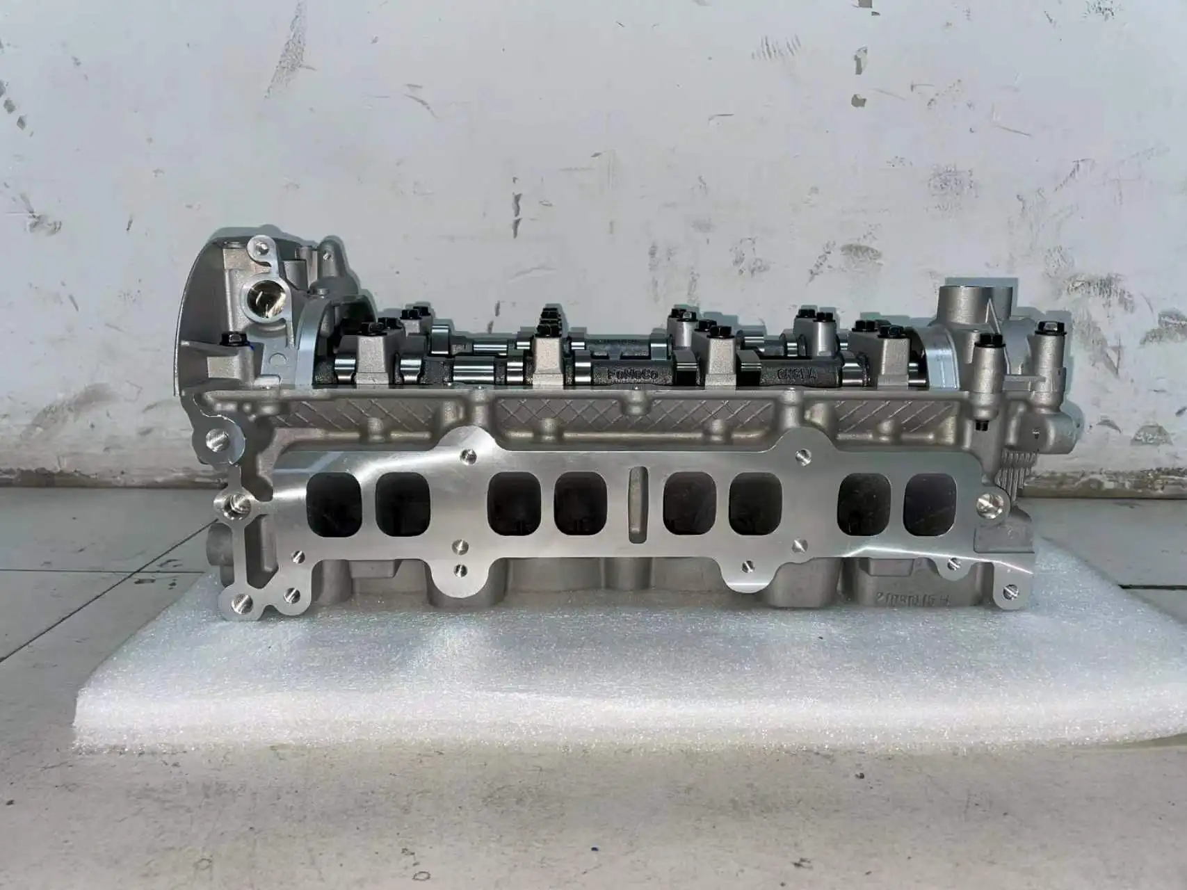 M8DA M8DB M9DA M9DB Complete Cylinder Head For Ford 1.5 Ecoboost DS7G-6049-EF DS7G-6C032-AC 1869092