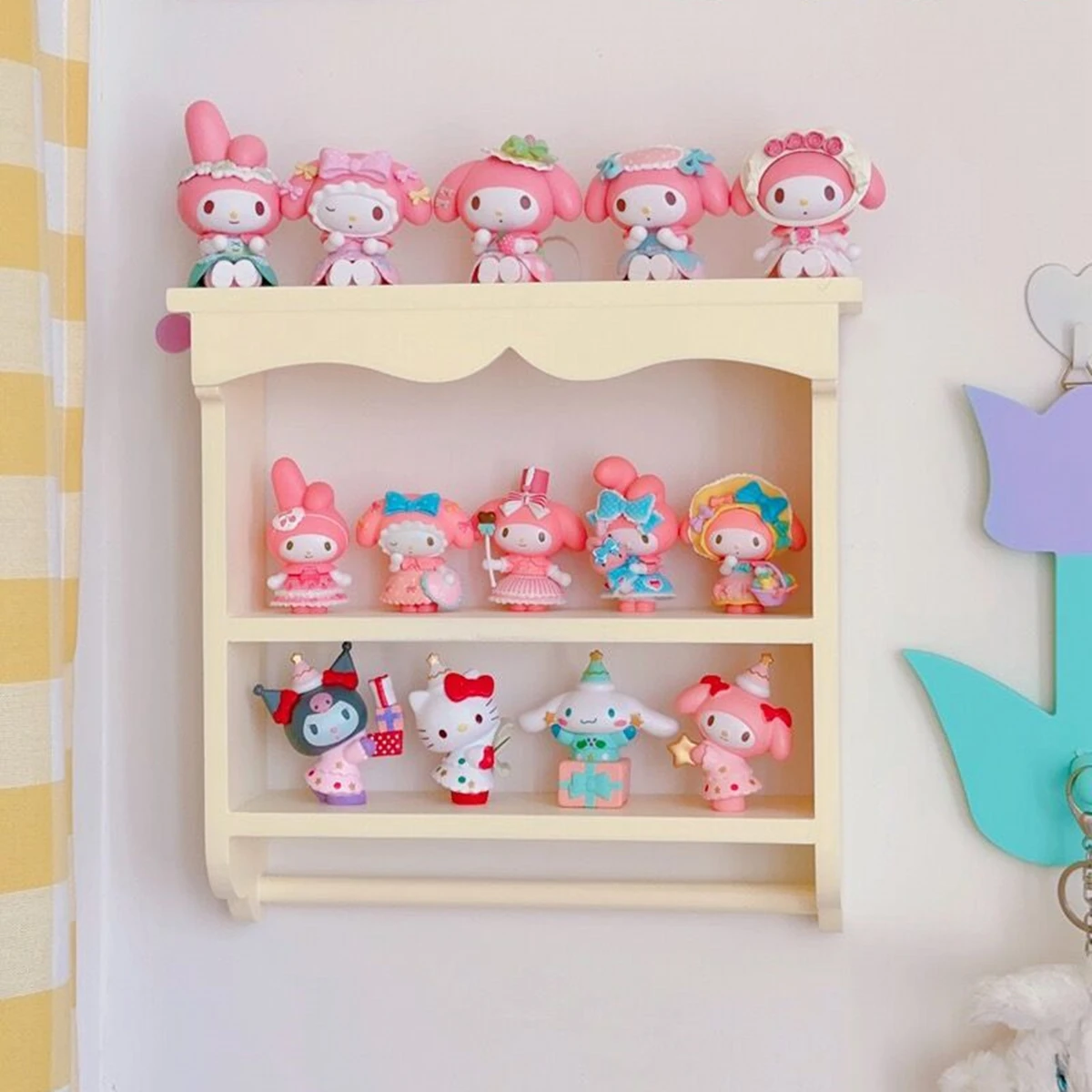 Japanese Kawaii Pink Bedroom Shelves, Wall-Mounted Cosmetic Wooden Storage Rack, Girly Heart