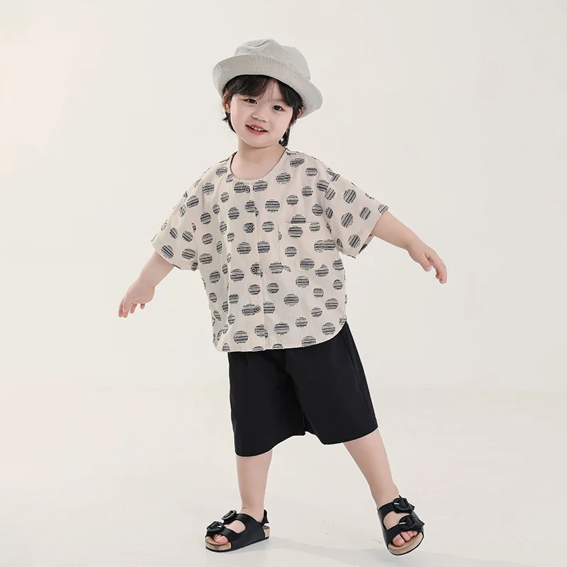 

Boys Shirt 2025 Summer New Childrens Clothing Korean Style Boys Baby Thin Dot Round Collar Shirt Casual Simple and Daily