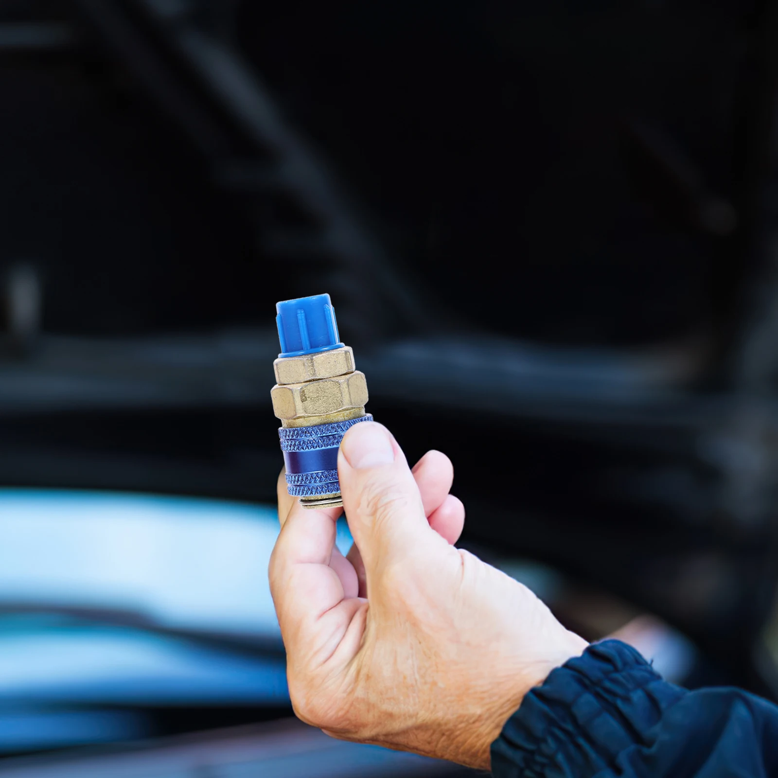 

Car Air Conditioning Coupler Connector Adapter for A/C Refrigerant Charging Hose High Grade Durable Quick Installation Safe