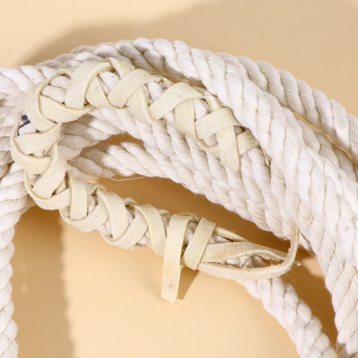 

.test Wooden Handle Jump Rope 3 Meters Durable Lightweight Fitness Training Skipping Rope for Exercise Ropes