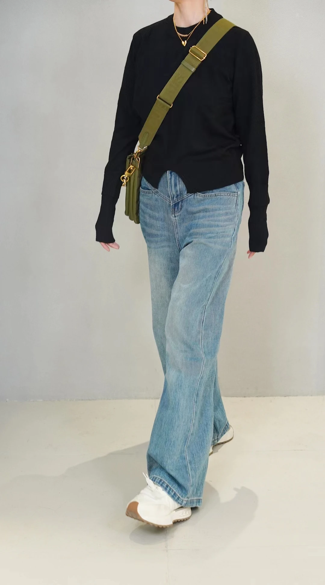 

Шерстяной вязаный свитер для женщин, осень 2023, модный, универсальный, базовый слой, пряжа Ирт Янцзи 20s, легкий