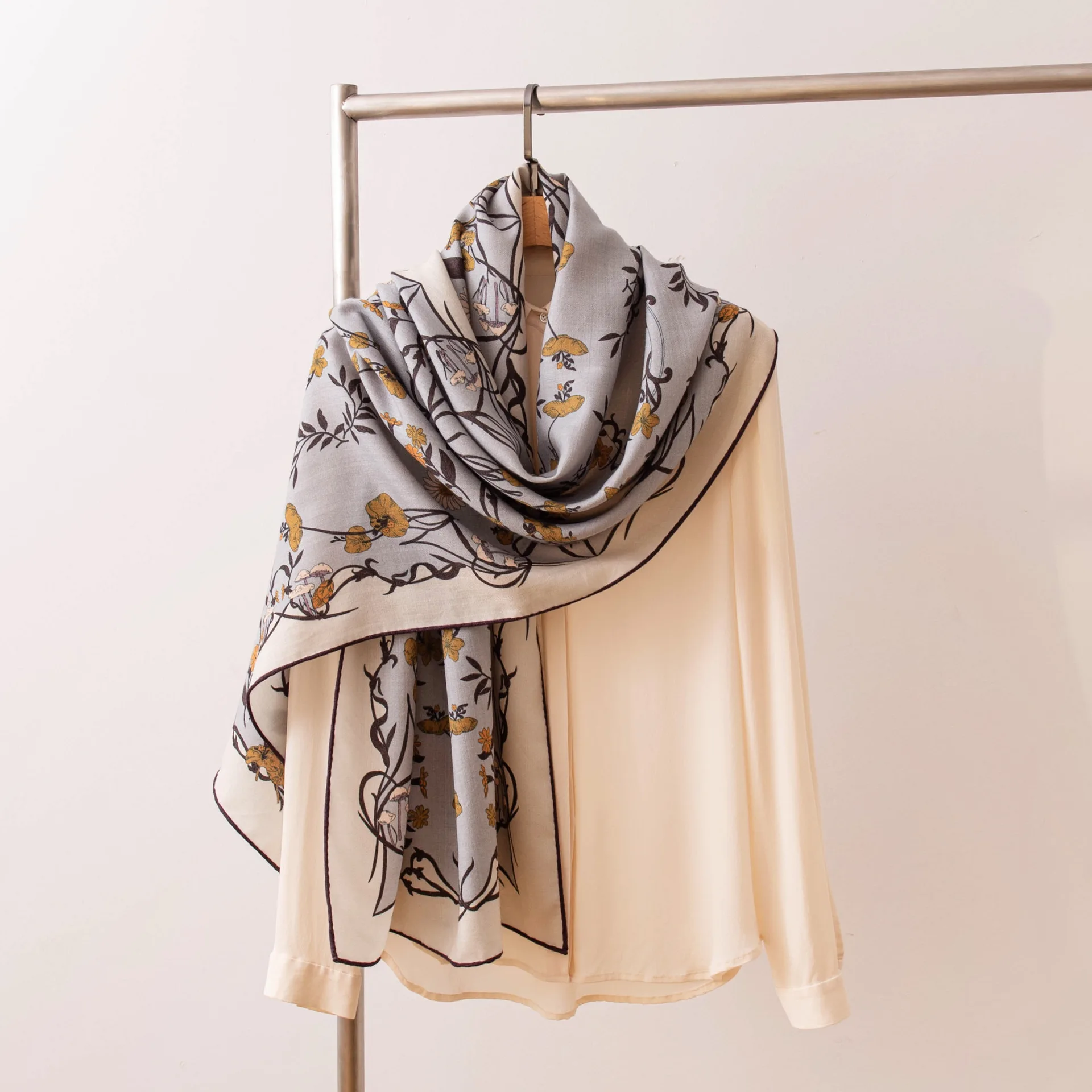 

Scarf Women's Winter Duplex Printing Wool Shawl High-Grade Long with Gift Box