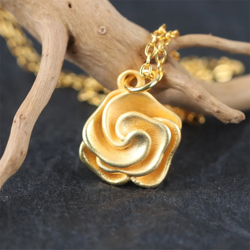 

Trendy Relief Rose Pendant For Lady Birthday Gift Fashion Flower Necklace Women Jewelry Clavicle Chain