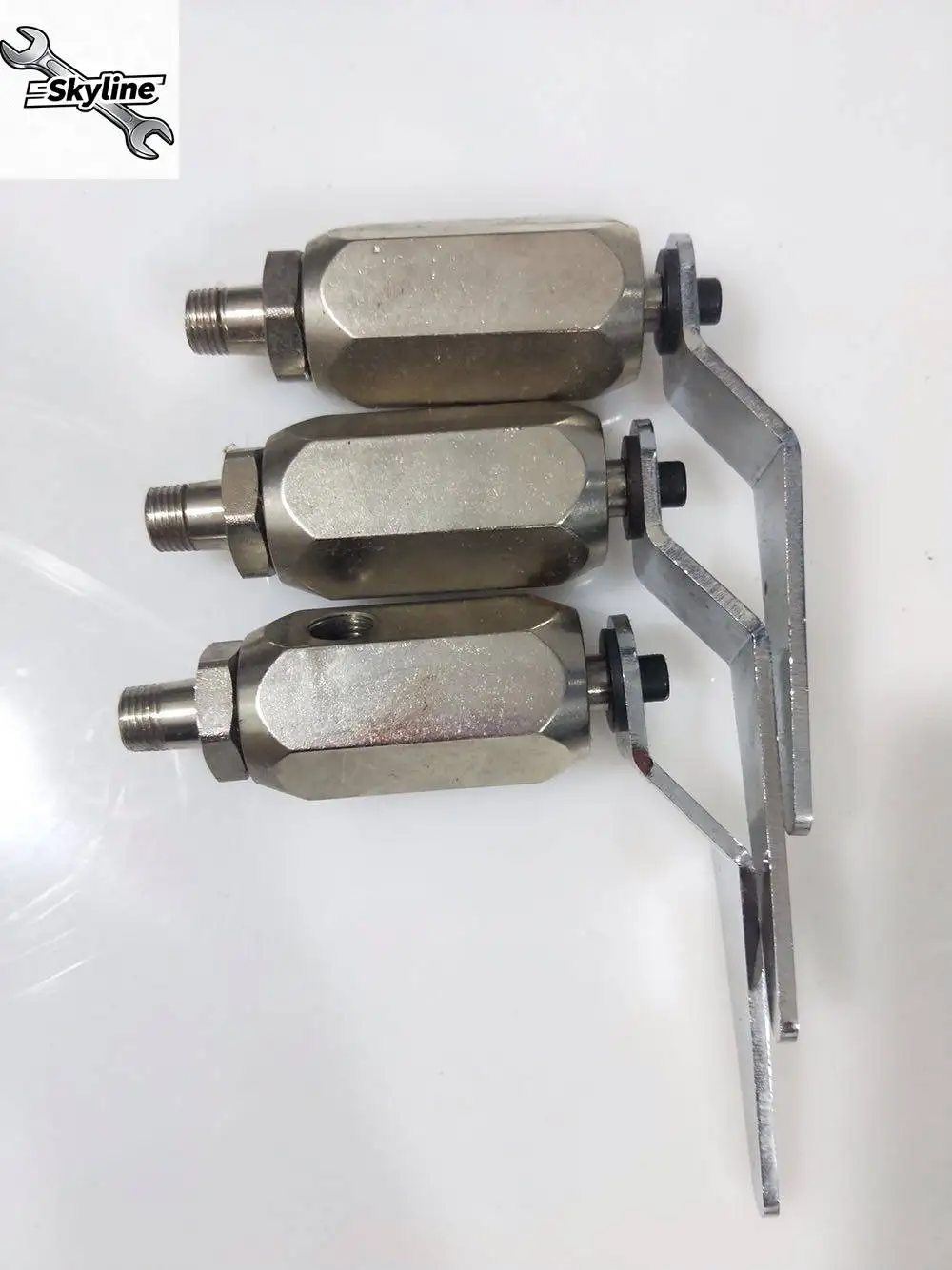 Return & Pressure Regulating Valve 9709608331033, Universal Parts For 970 Solid Coating Pack Sprayer