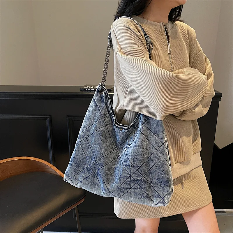 

2025 Summer Vintage Denim Tote Bag, Chain Underarm Purse for Women, Casual Commuter Crossbody, Trendy Day to Night Bag
