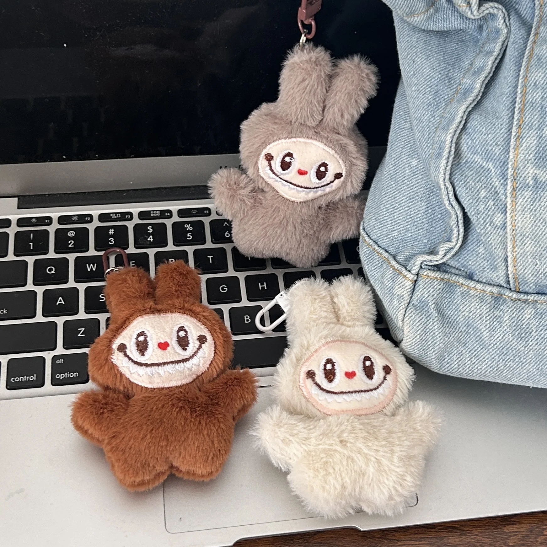 

Plush Labubu full-body pendant cute cartoon fun soft cute keychain fluffy couple girlfriends schoolbag accessories